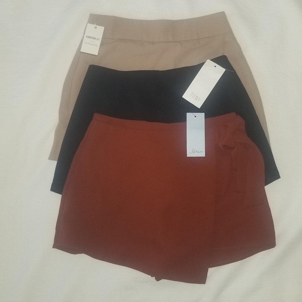 NWT 3 Skort Bundle Forever 21, Tobi. Soprano